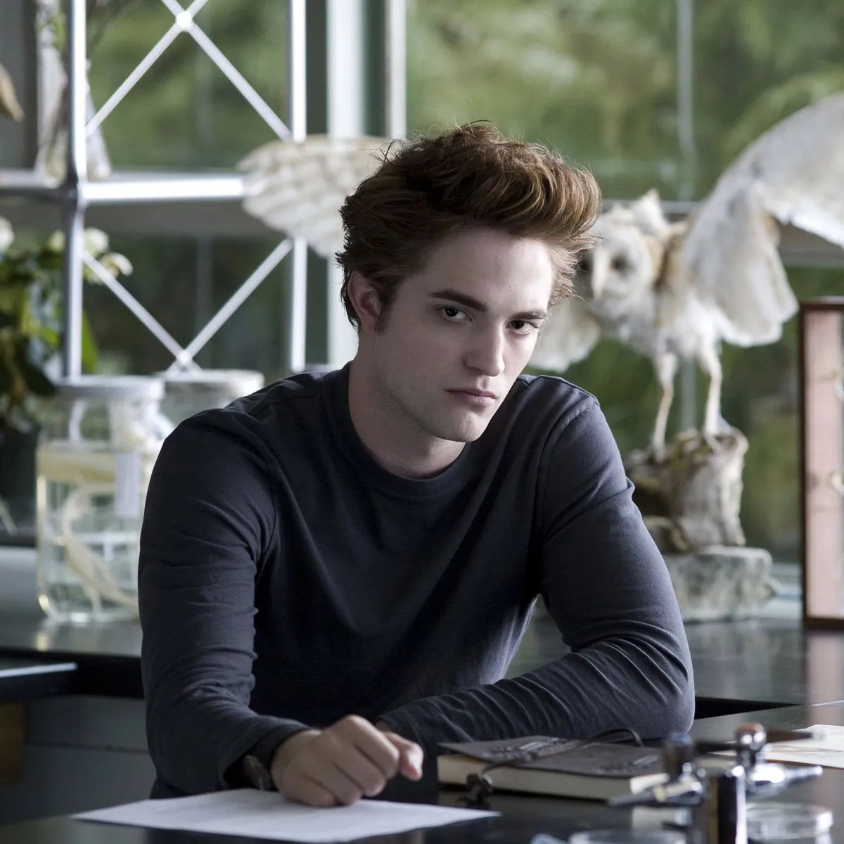 edward cullen rob pattinson vampire