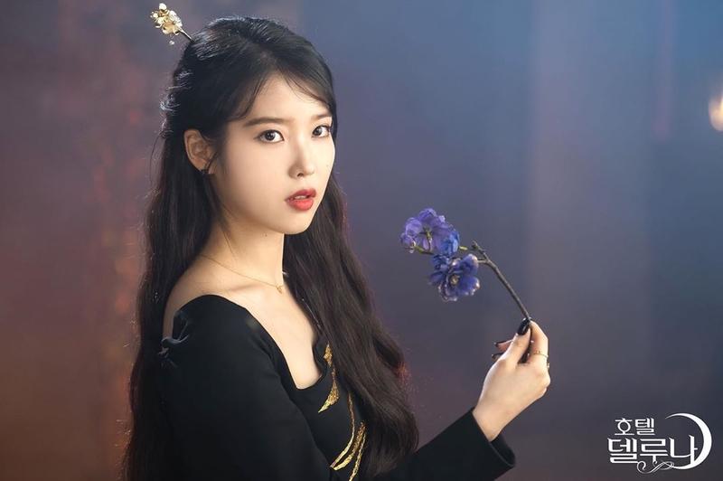 IU hotel del luna flower