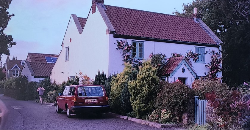 tv show house - town netflix