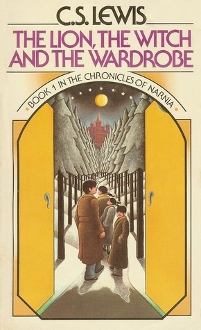 book cover yellow: the lion the witch and the wardrobe