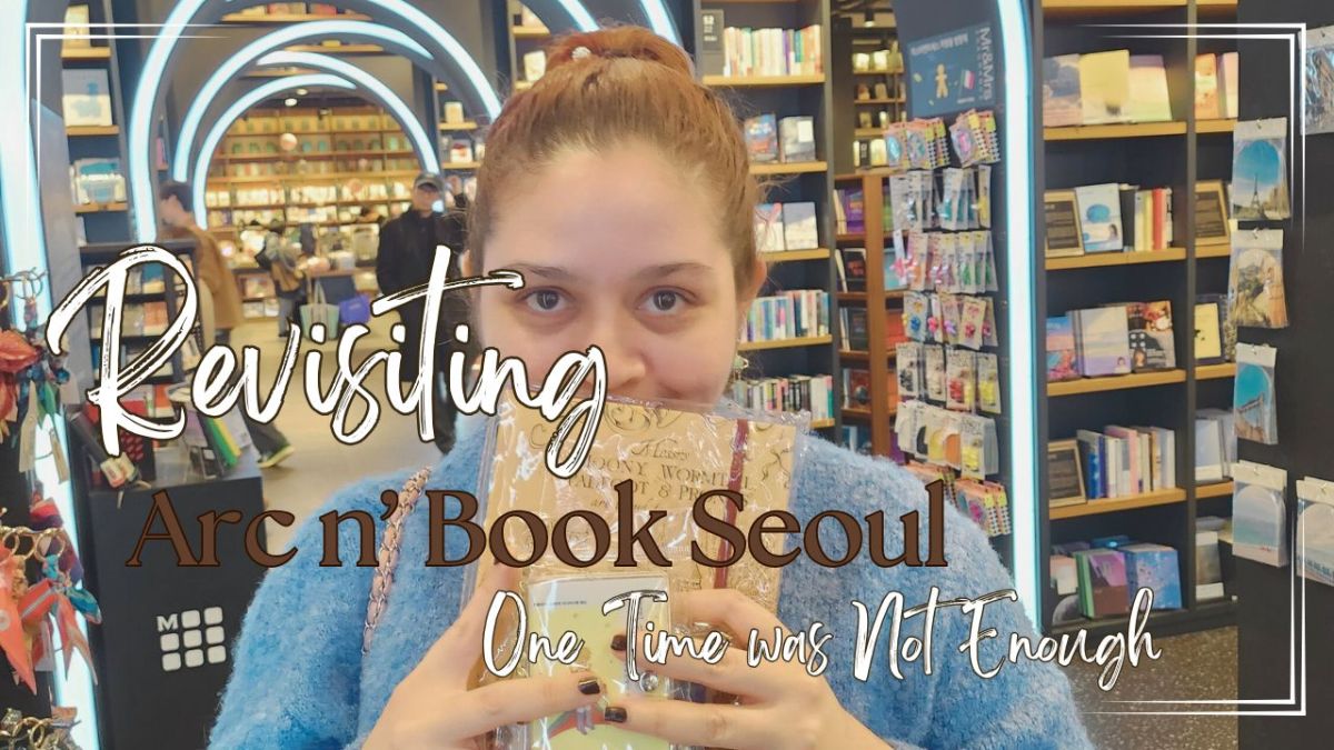 book traveller - eachpage by sela